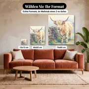 Malen nach Zahlen cremefarbene Highland-Kuh an einer Mauer – verfügbare Formate im Größenvergleich zu einem Sofa