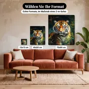Malen nach Zahlen Tiger im Dschungelwasser – verfügbare Formate im Größenvergleich zu einem Sofa